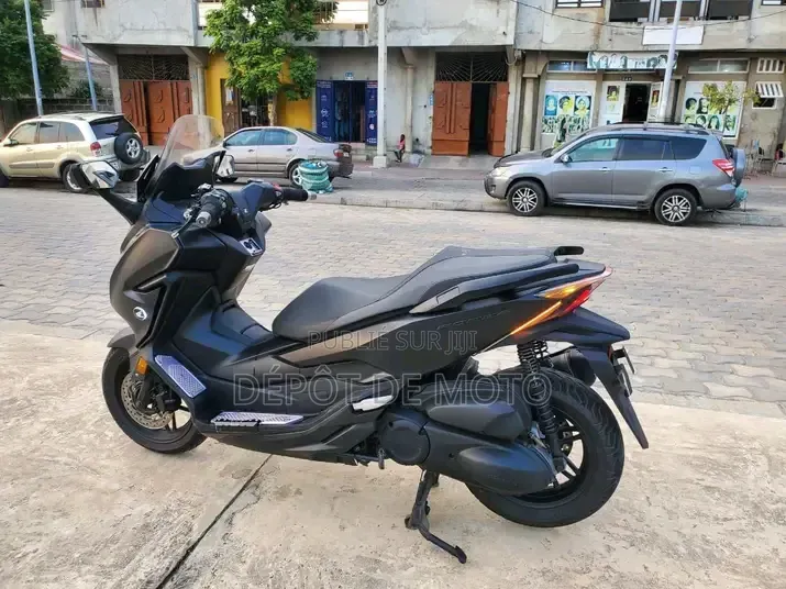Nouveau BMW C 400 GT 2020 Noir