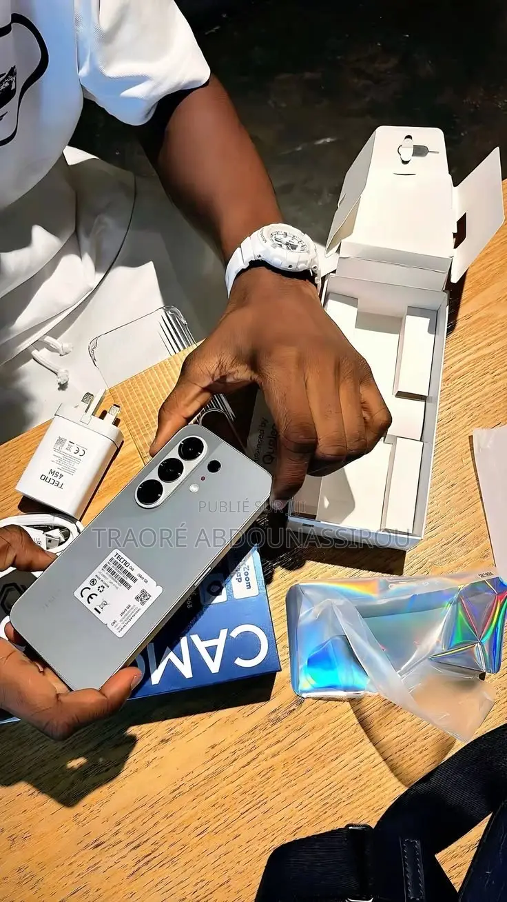 Nouveau Tecno Camon 50 Pro 256 GB Autre