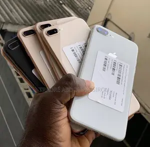 Nouveau Apple iPhone 8 Plus 64 GB Autre