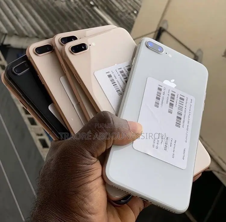 Nouveau Apple iPhone 8 Plus 64 GB Autre