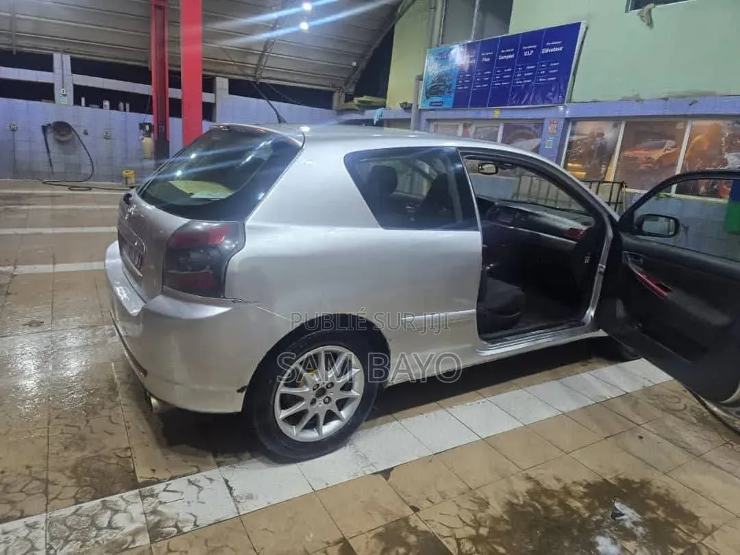 Toyota Corolla 2002 Gris