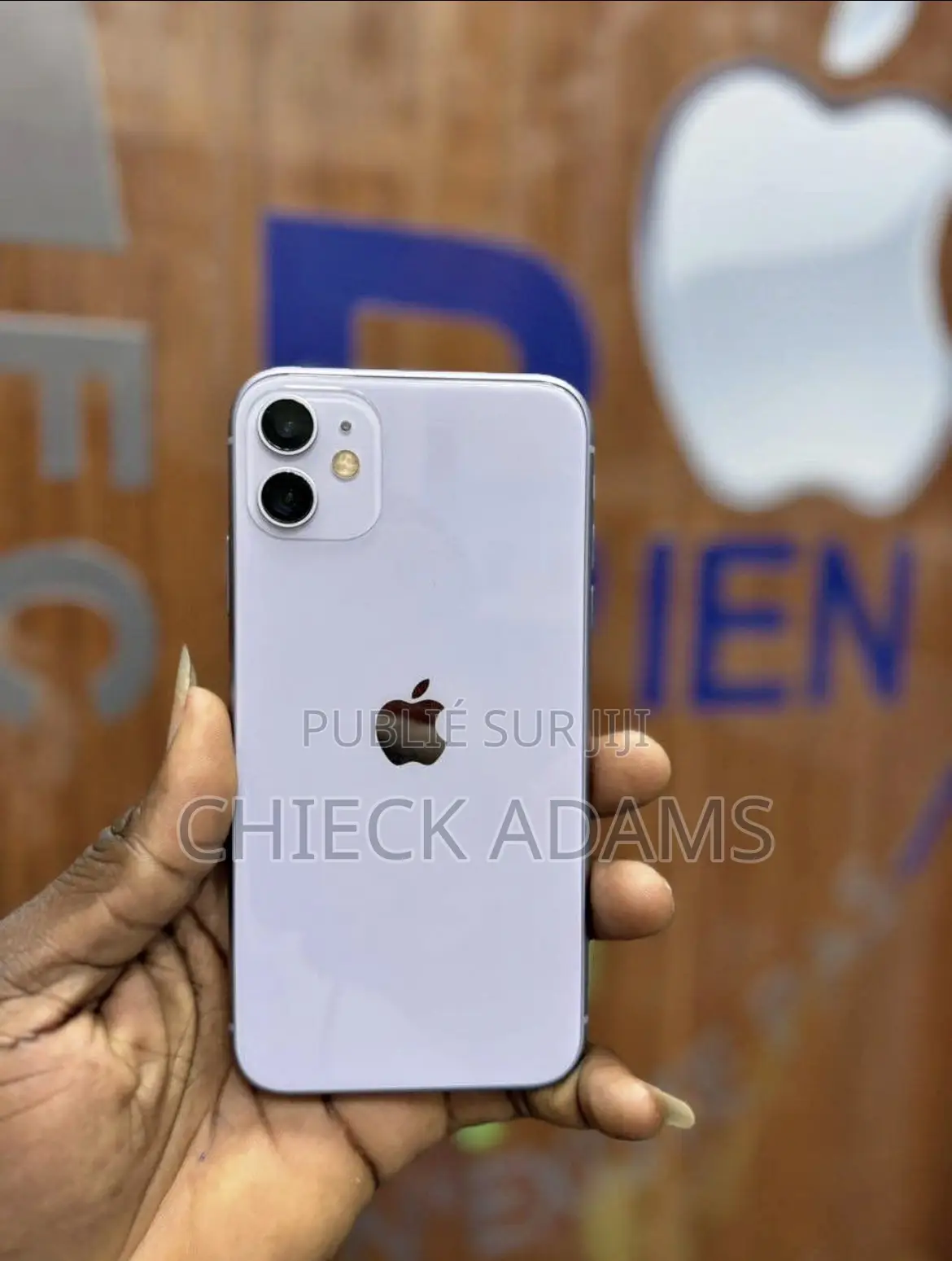 Nouveau Apple iPhone 11 64 GB Violet