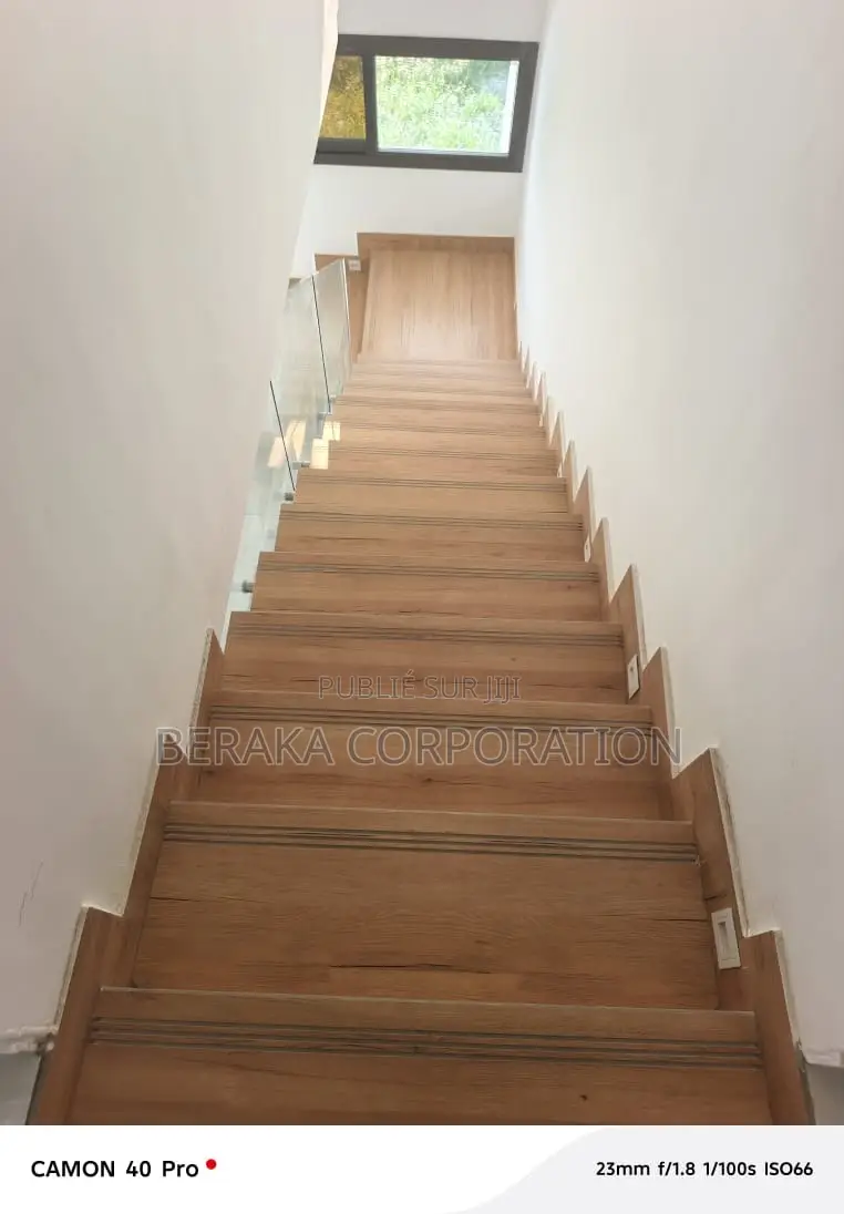 5chbre Duplex dans Beraka Corporation, Bingerville à Louer