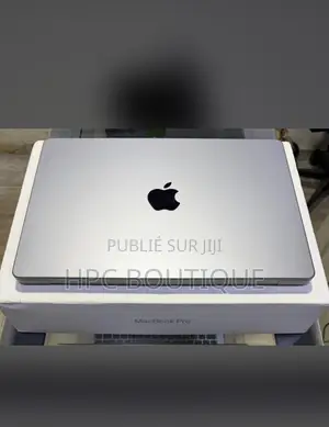 Nouveau Apple MacBook Pro 2023 M2 32GB Apple M2 SSD 1T