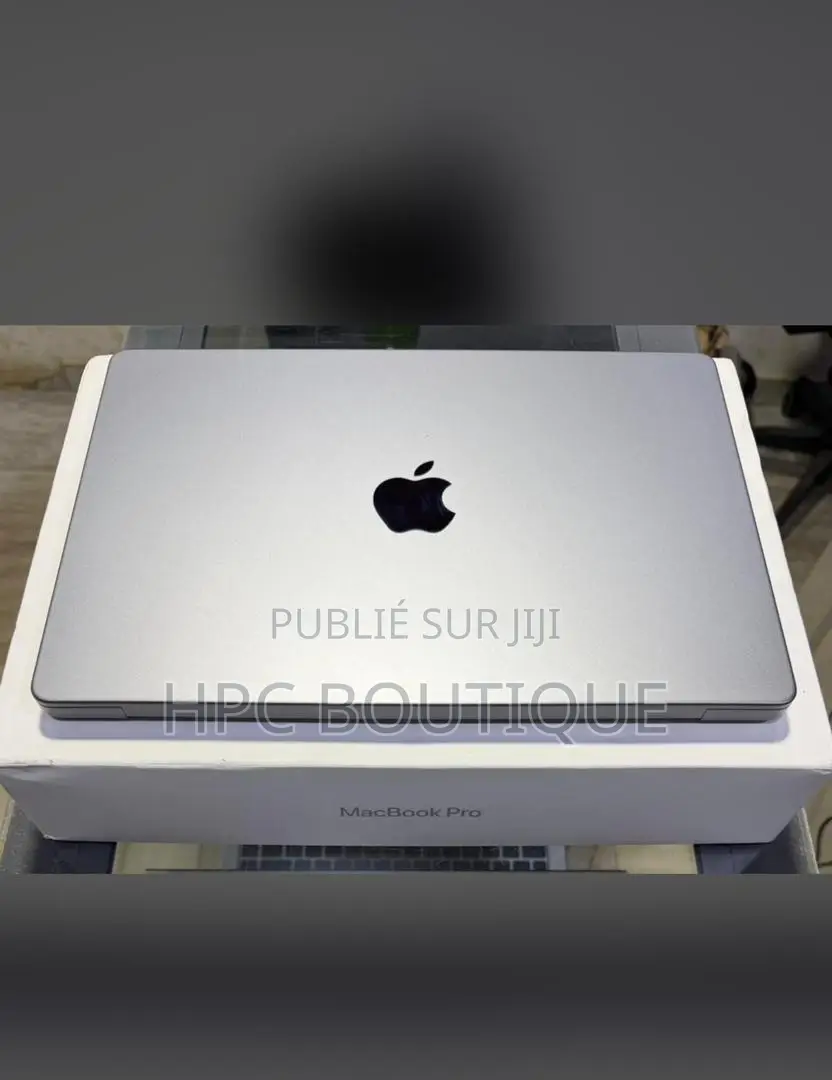 Nouveau Apple MacBook Pro 2023 M2 32GB Apple M2 SSD 1T