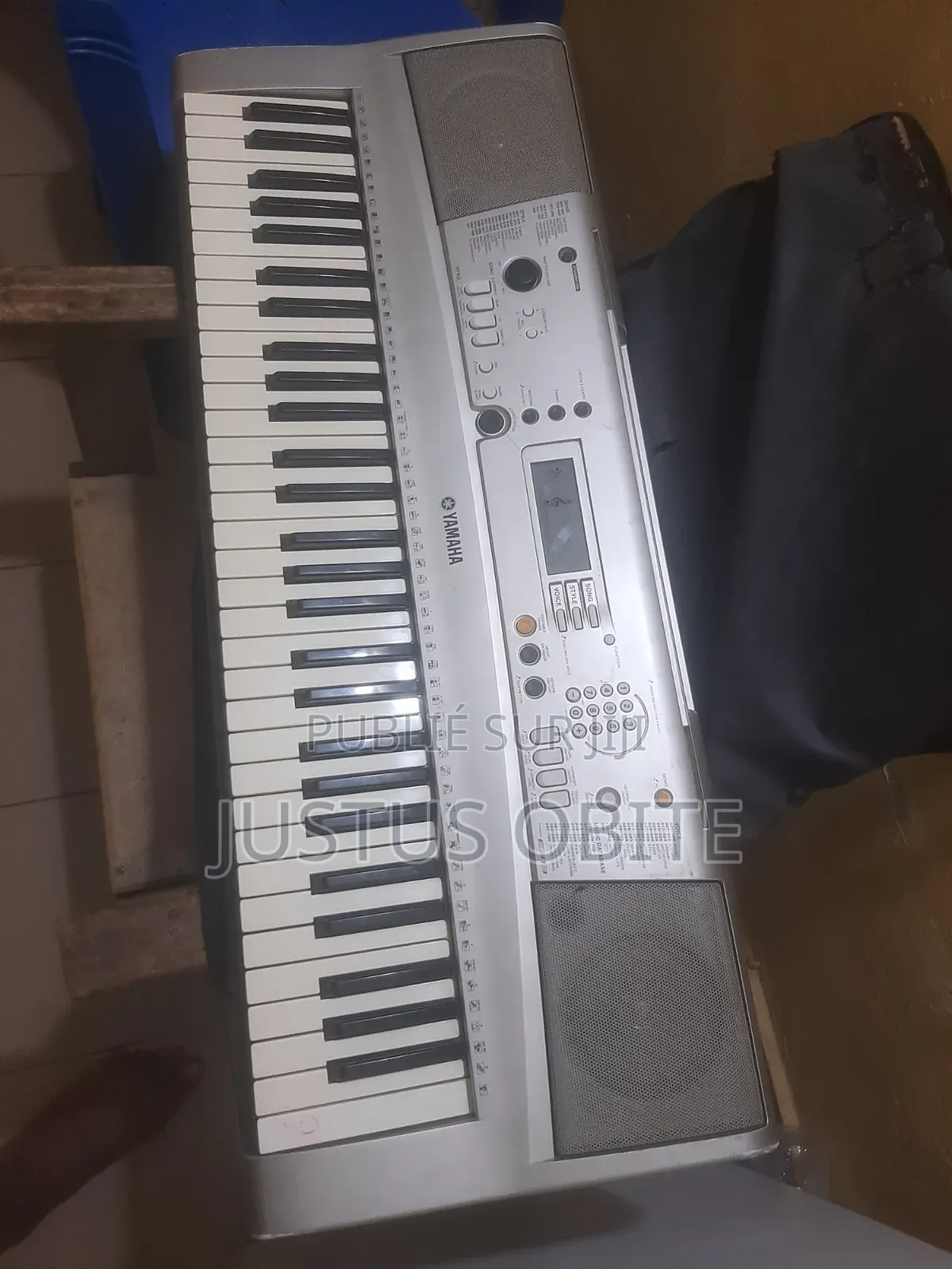 Instrument