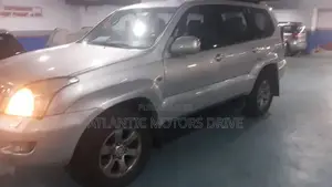 Toyota Land Cruiser Prado 4.0 Petrol GX-L 2008 Gris