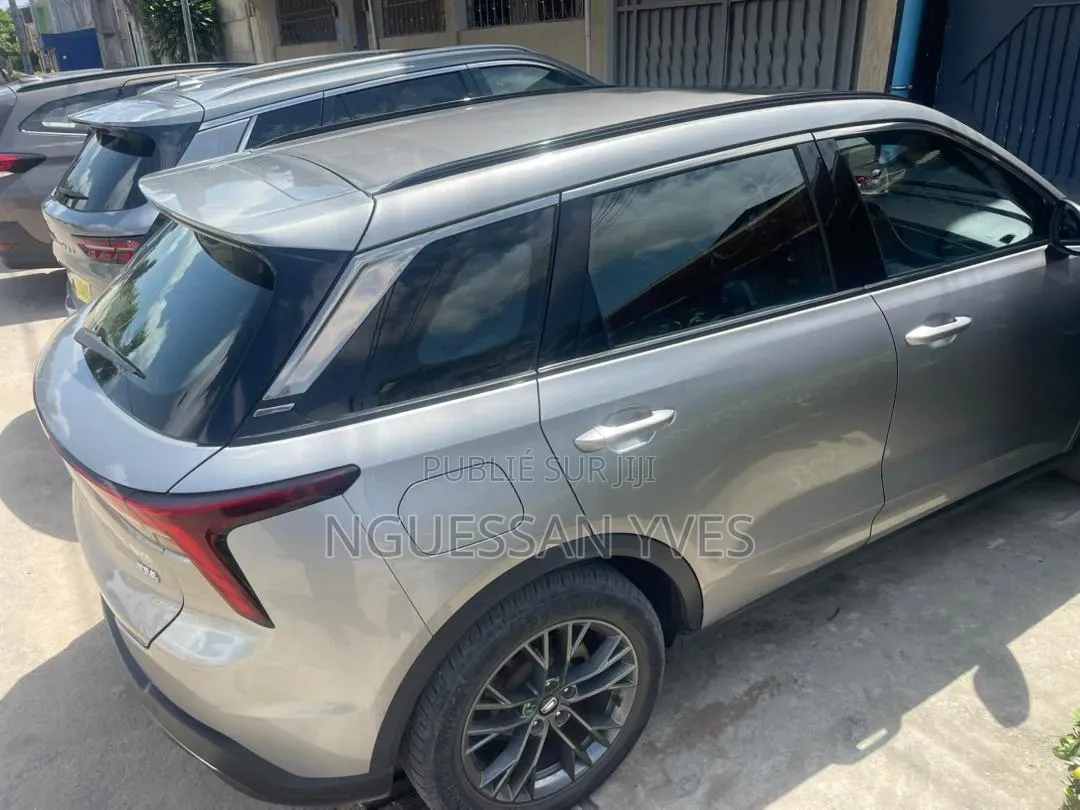 Bestune T77 1.2 FWD 2022 Gris