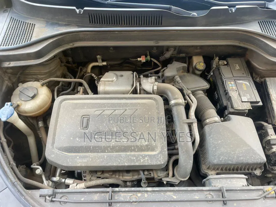 Bestune T77 1.2 FWD 2022 Gris