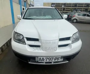 Mitsubishi Outlander 2005 Blanc