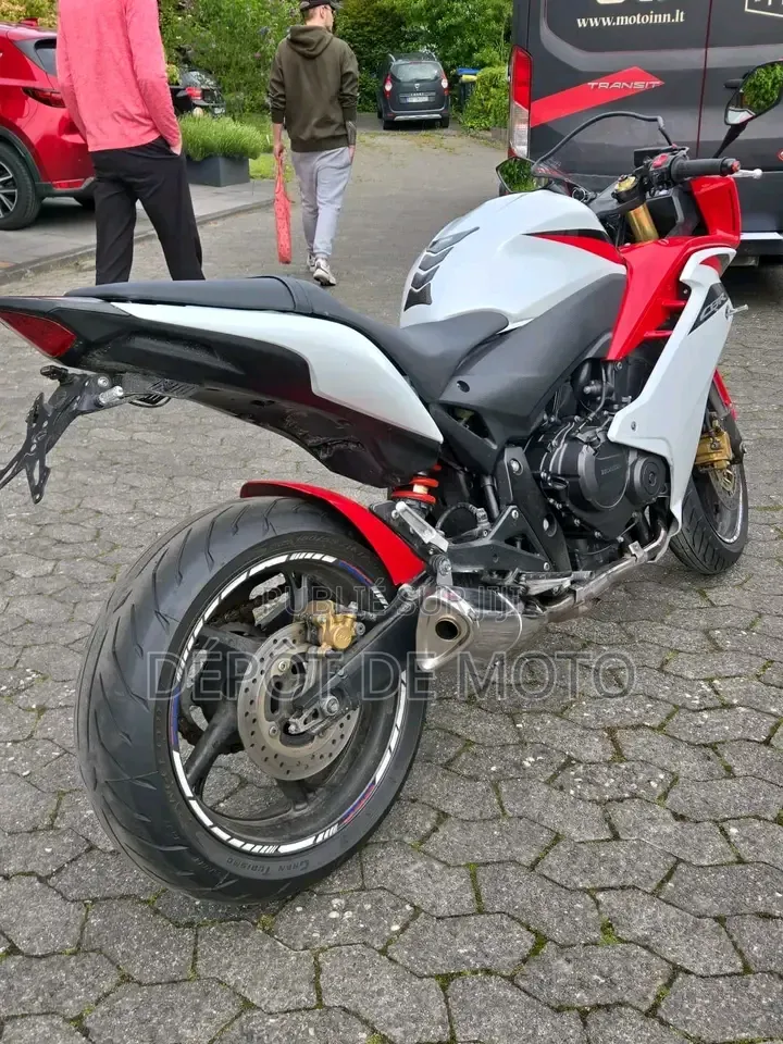 Nouveau Honda CBR 2015 Blanc