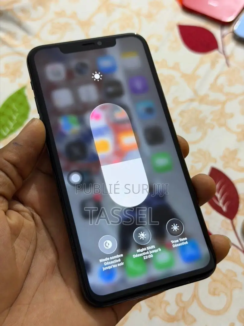 Nouveau Apple iPhone 11 Pro Max 64 GB Noir