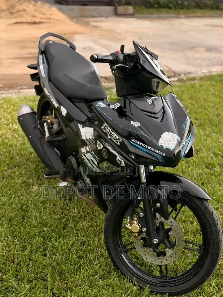 Nouveau Yamaha Autre 2025 Noir