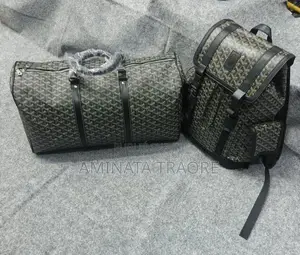 Vente De Sac , Accesoires Et Chaussures Et Divers Autres Articles