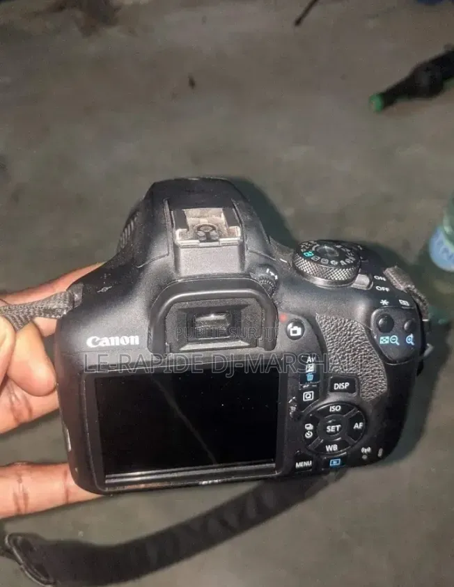 Canon Eos 2000d