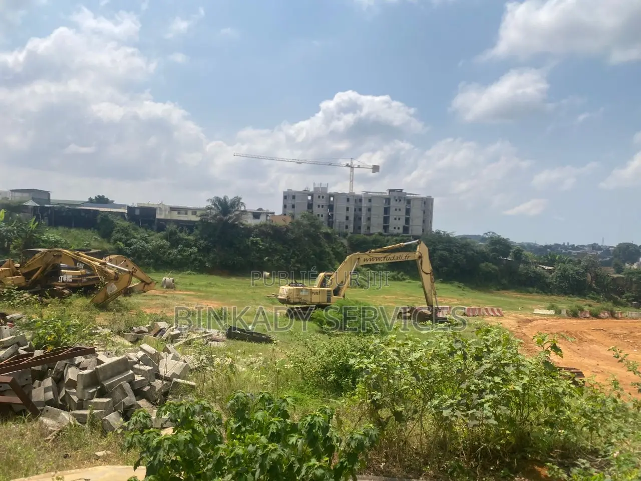 Terrain 1084 M2 Riviera Bonoumin — Acd — 600 000 Fcfa/M2