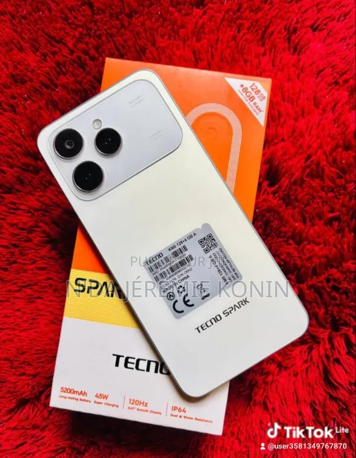 Nouveau Tecno Spark 40 128 GB Blanc