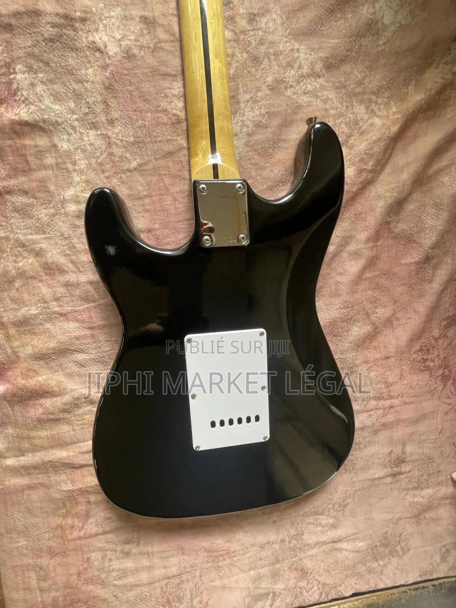Guitare Solo Électrique Moins Chère D’Origine