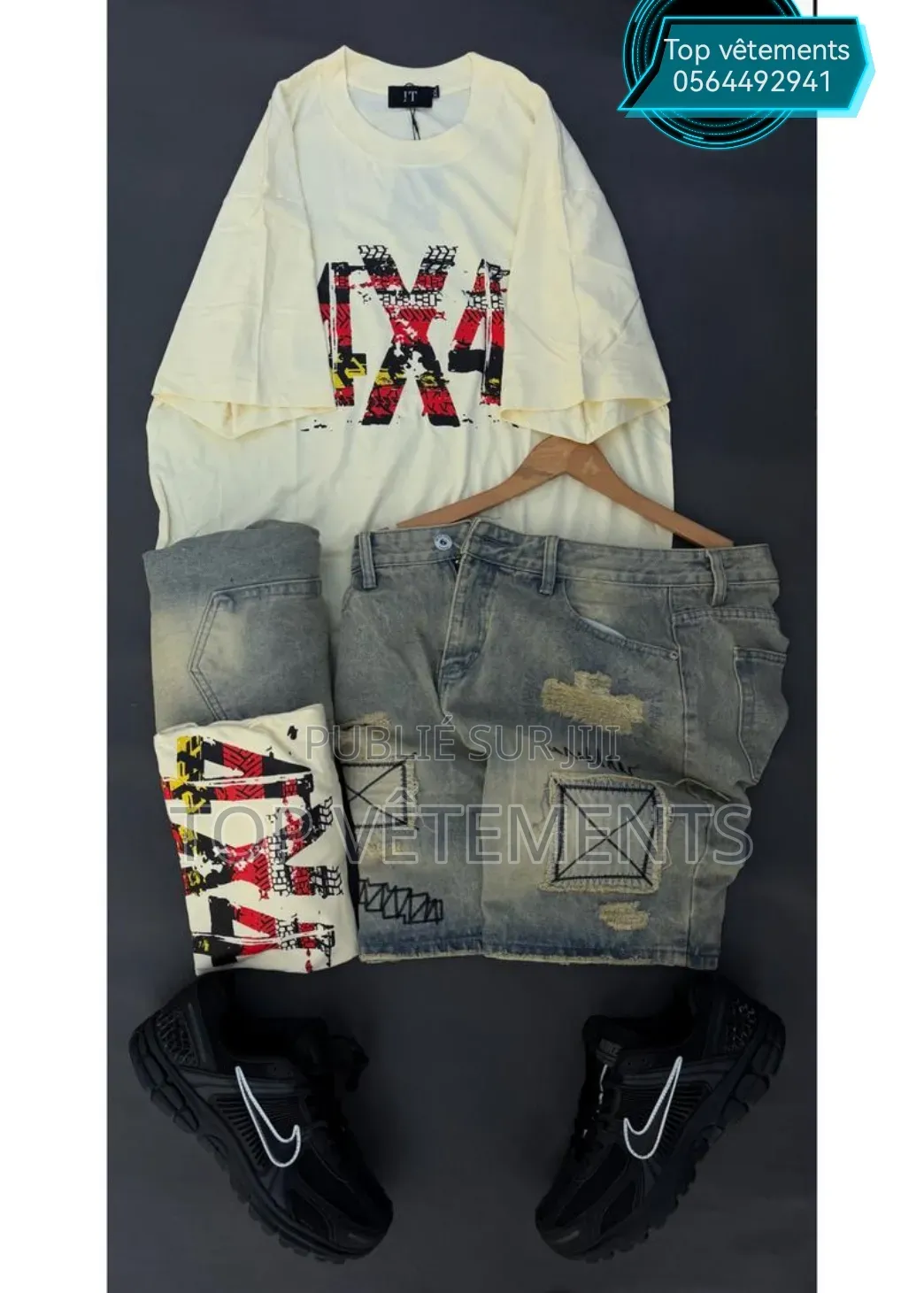 Complet Simple Disponible en Stock Limité.
