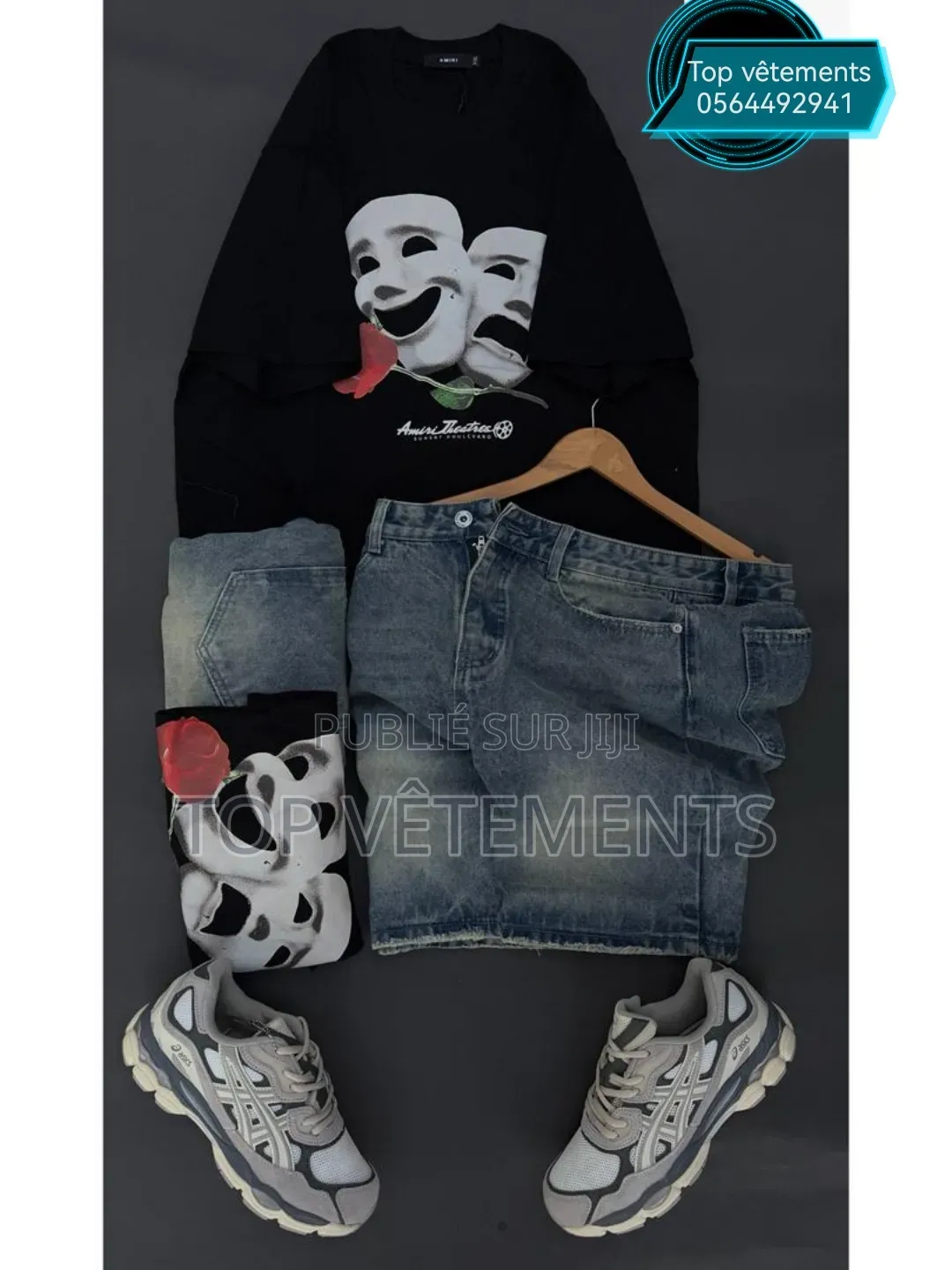 Complet Simple Disponible en Stock Limité.