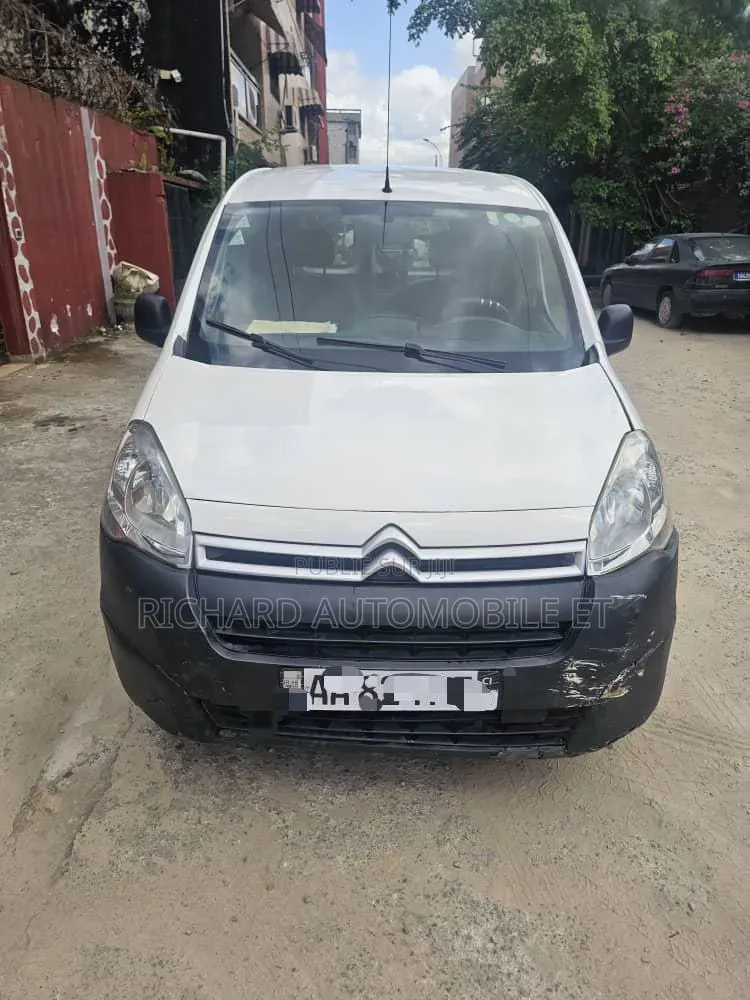 Citroen Berlingo 2019 Blanc