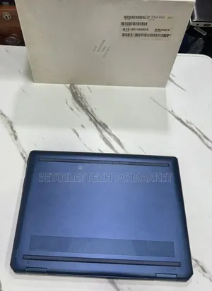 Nouveau Ordinateur portable HP Spectre X360 32GB Intel Core i7 SSD 1T