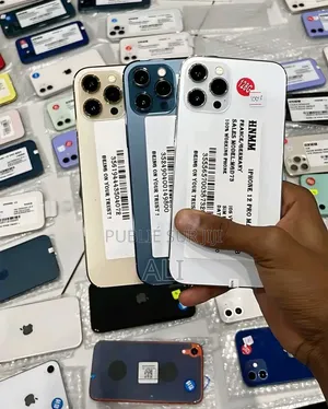 Nouveau Apple iPhone 12 Pro Max 512 GB Blanc