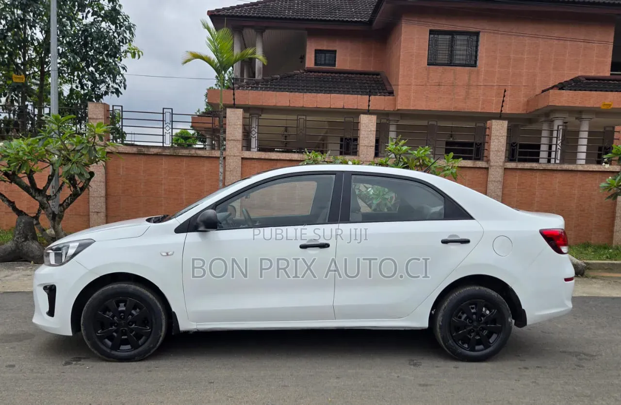 Kia Pegas 2023 Blanc