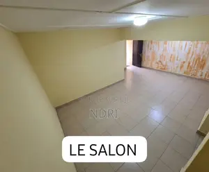 4chbre Villa dans Bulding House, Yopougon à Vendre