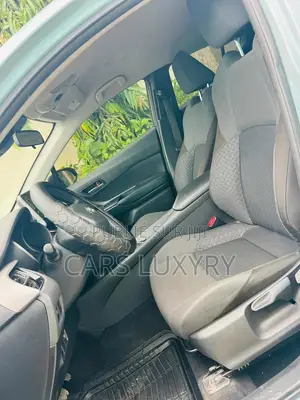 Toyota C-HR LE 2021 Autre
