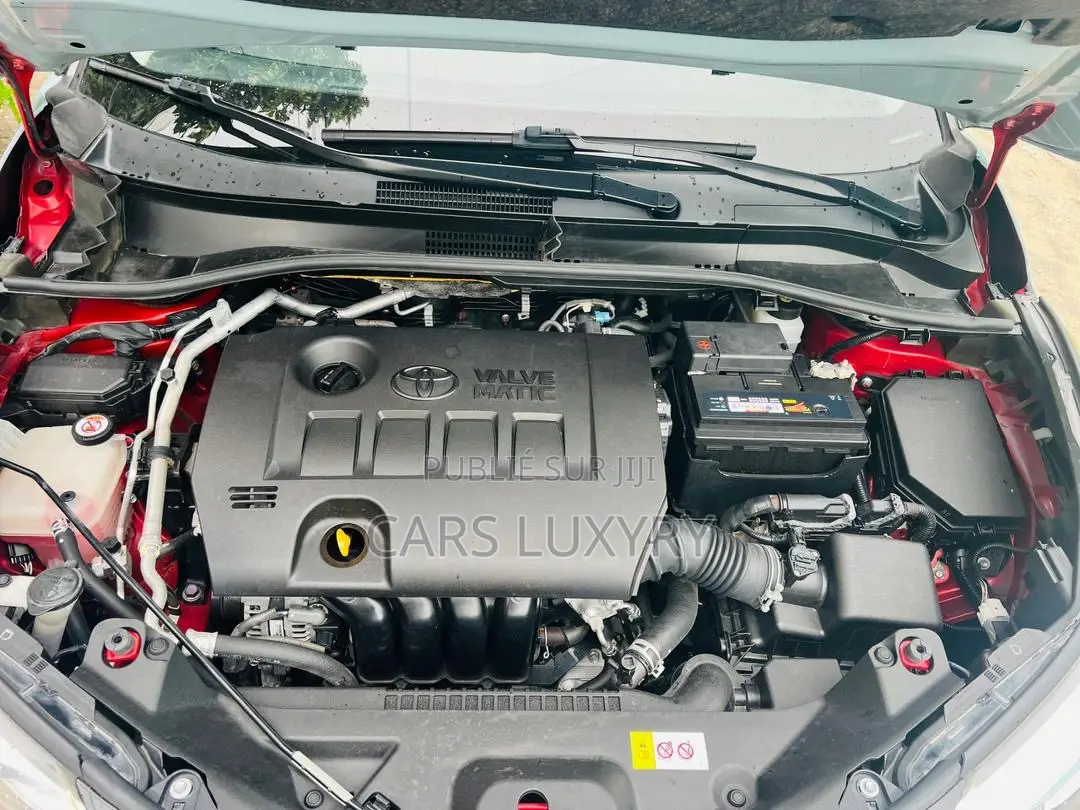 Toyota C-HR LE 2021 Autre