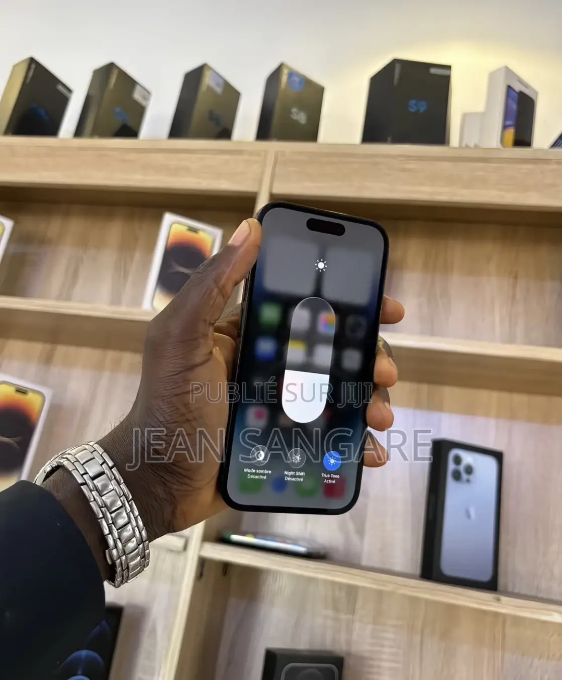 Nouveau Apple iPhone 14 Pro Max 128 GB Bronze