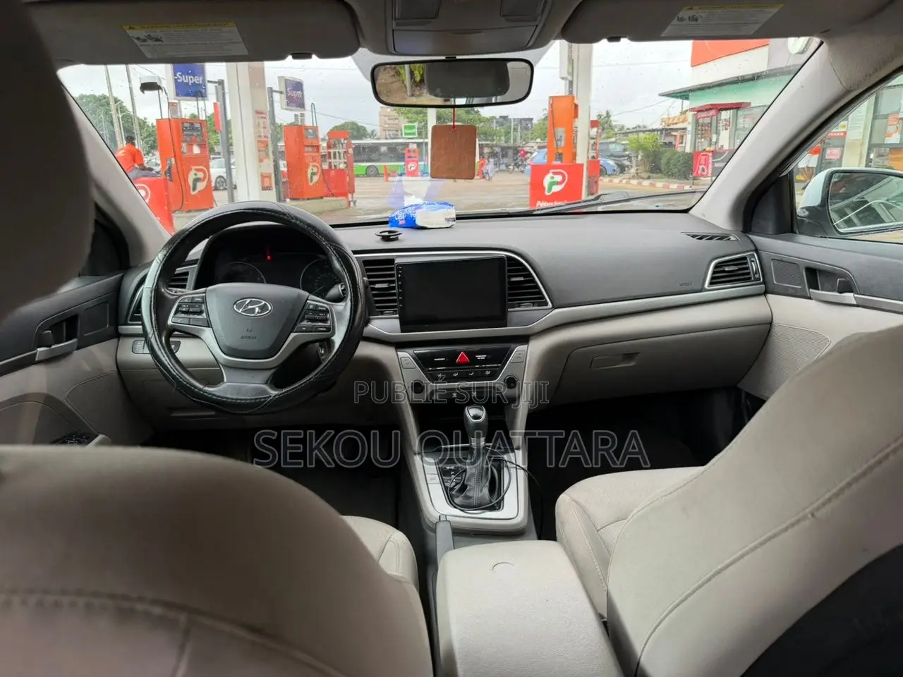 Hyundai Elantra 2018 Blanc