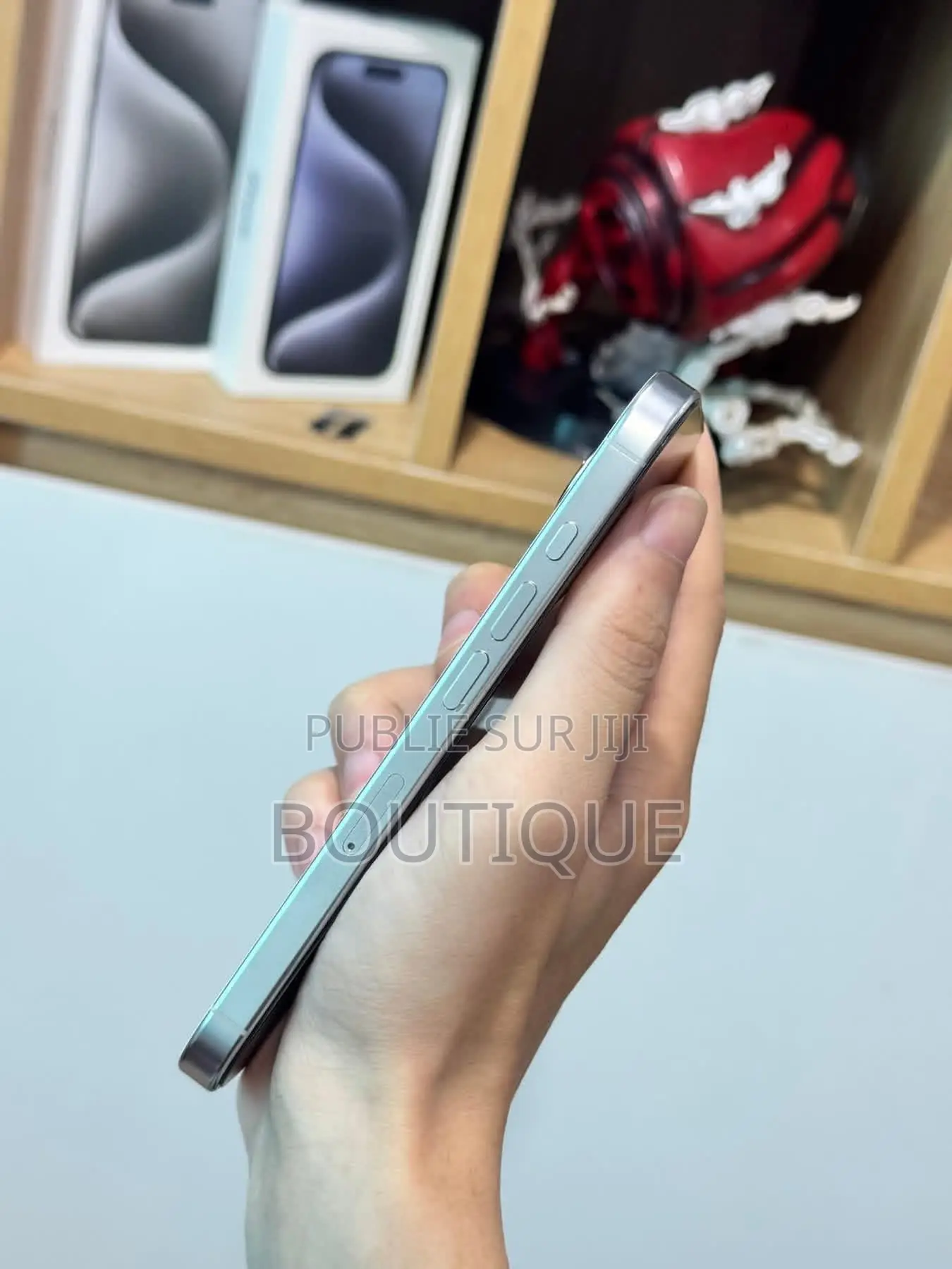 Nouveau Apple iPhone 16 Pro 1 TB Blanc