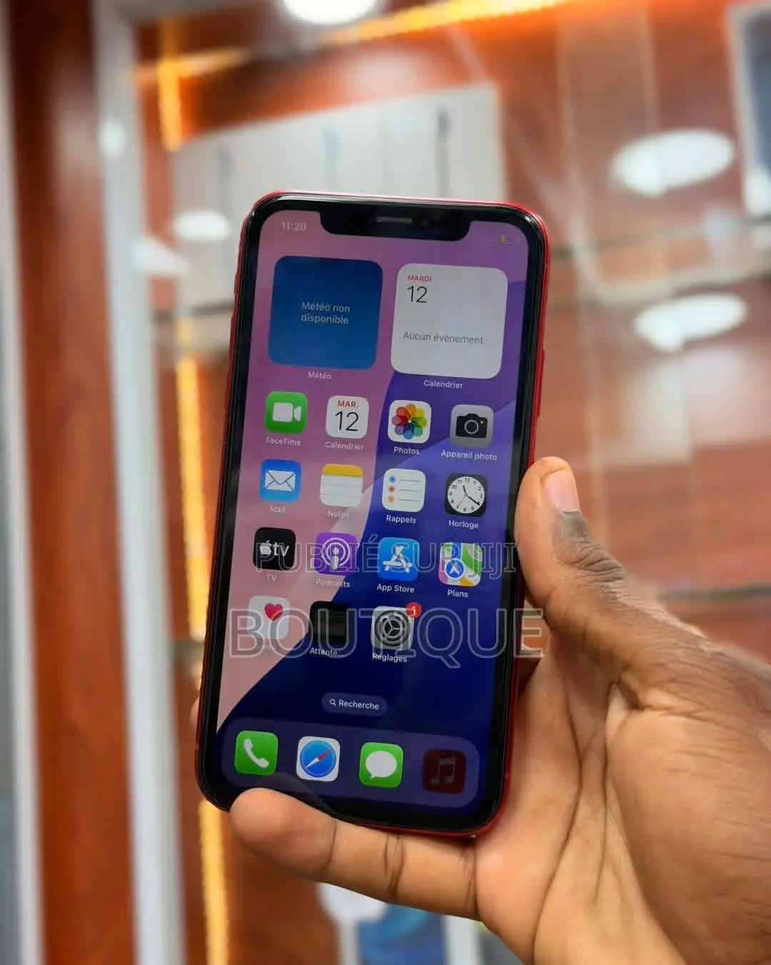 Nouveau Apple iPhone 11 128 GB Rouge