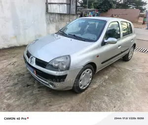 Renault Clio 2005 Gris