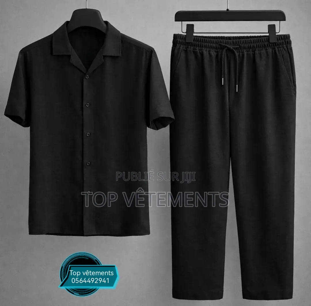 Collection De Complets Pantalons Chemise Lin Cassé Sont Disponibles