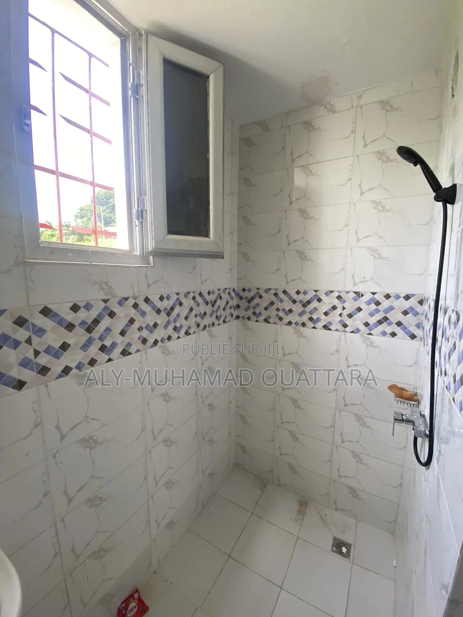 2chbre Appartement dans Bingerville à Louer