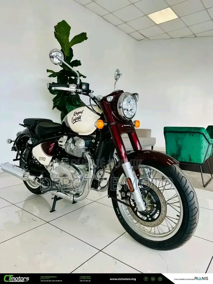 Nouveau Royal Enfield Classic 650 2026 Beige