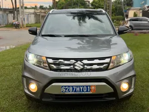 Suzuki Vitara 2018 Gris