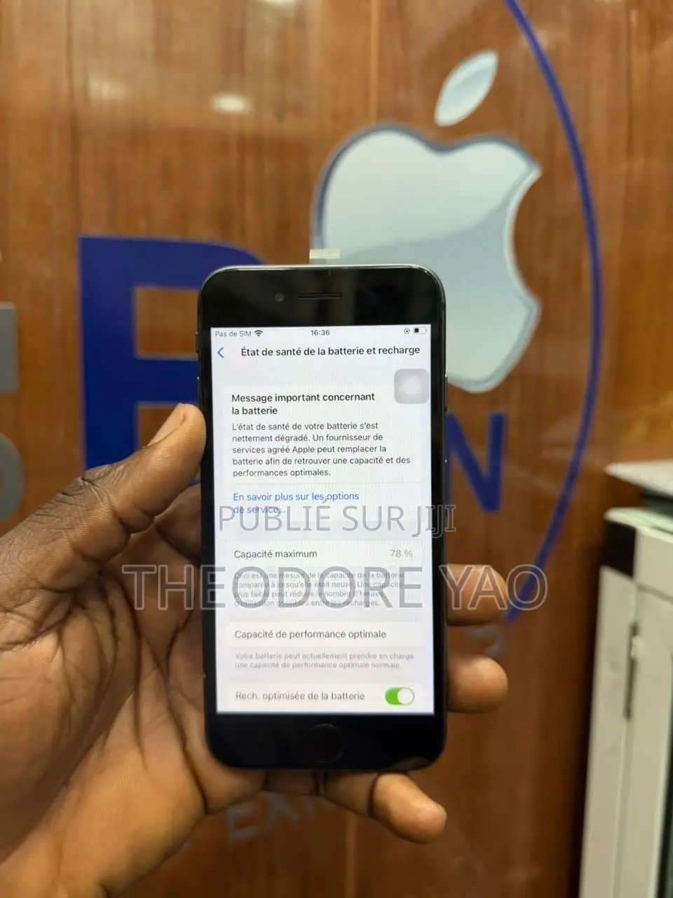 Nouveau Apple iPhone 8 64 GB Noir