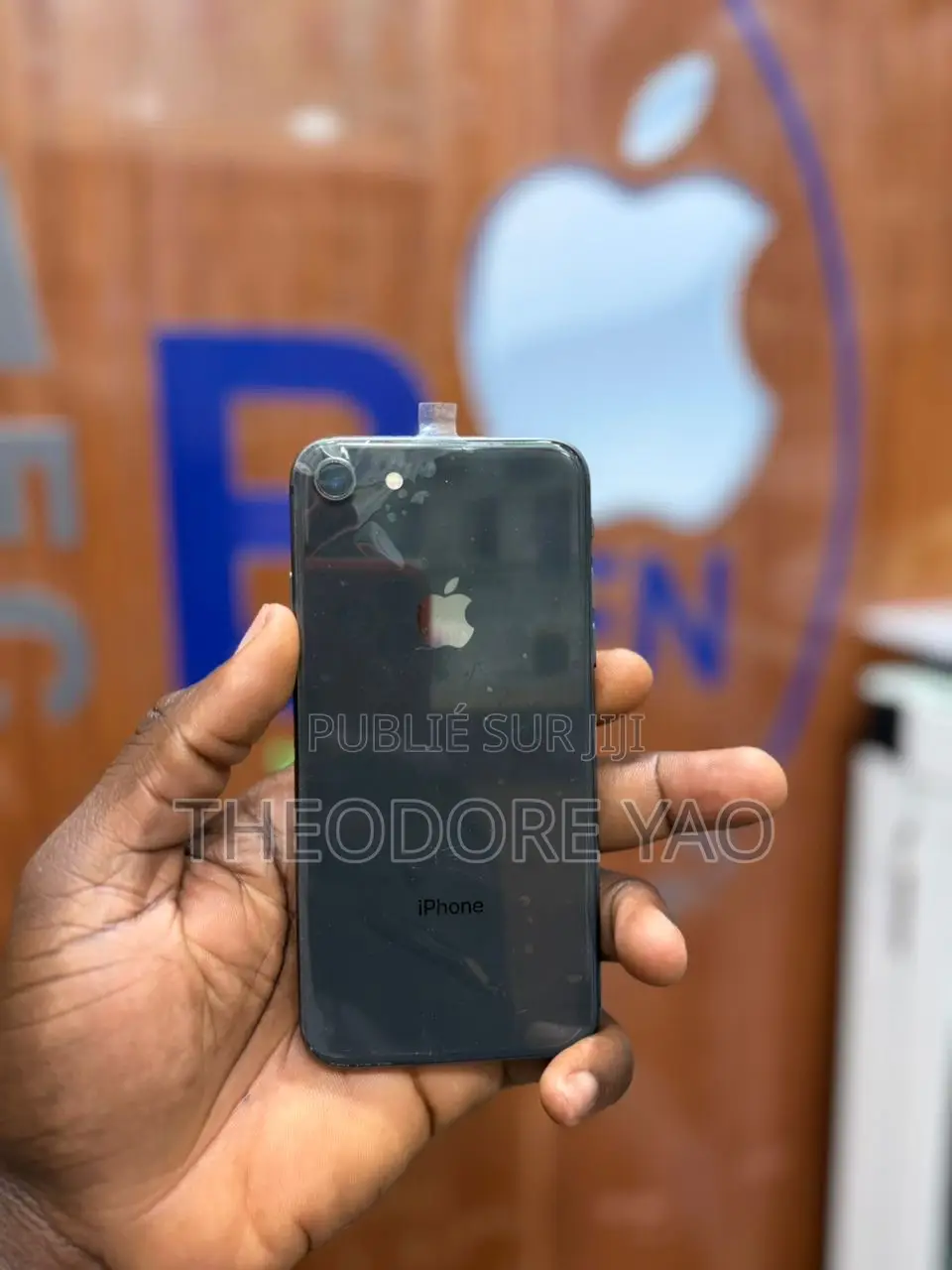 Nouveau Apple iPhone 8 64 GB Noir