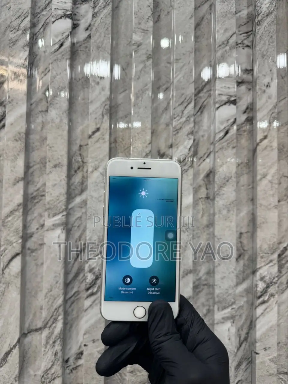 Nouveau Apple iPhone 7 32 GB Blanc
