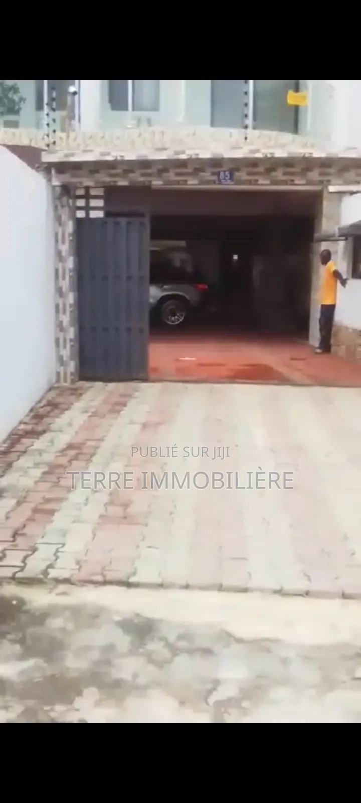 2chbre Appartement dans La Terre Immobilière, Cocody à Vendre