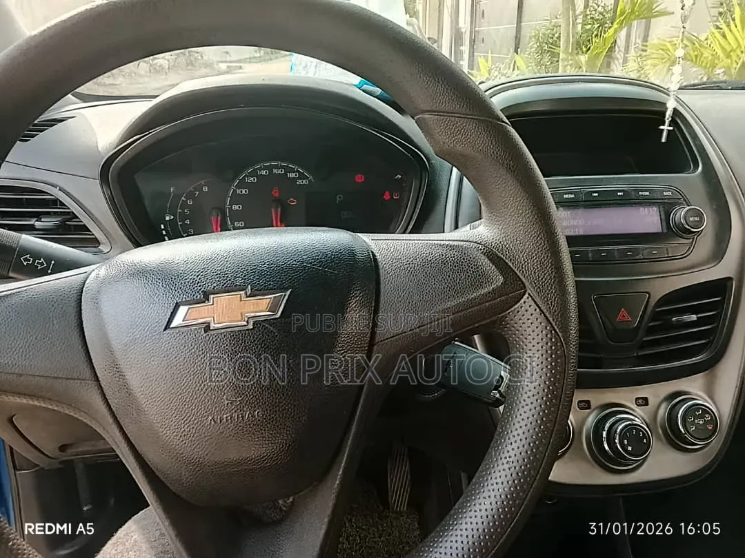 Chevrolet Spark 2017 Bleu