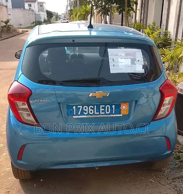 Chevrolet Spark 2017 Bleu
