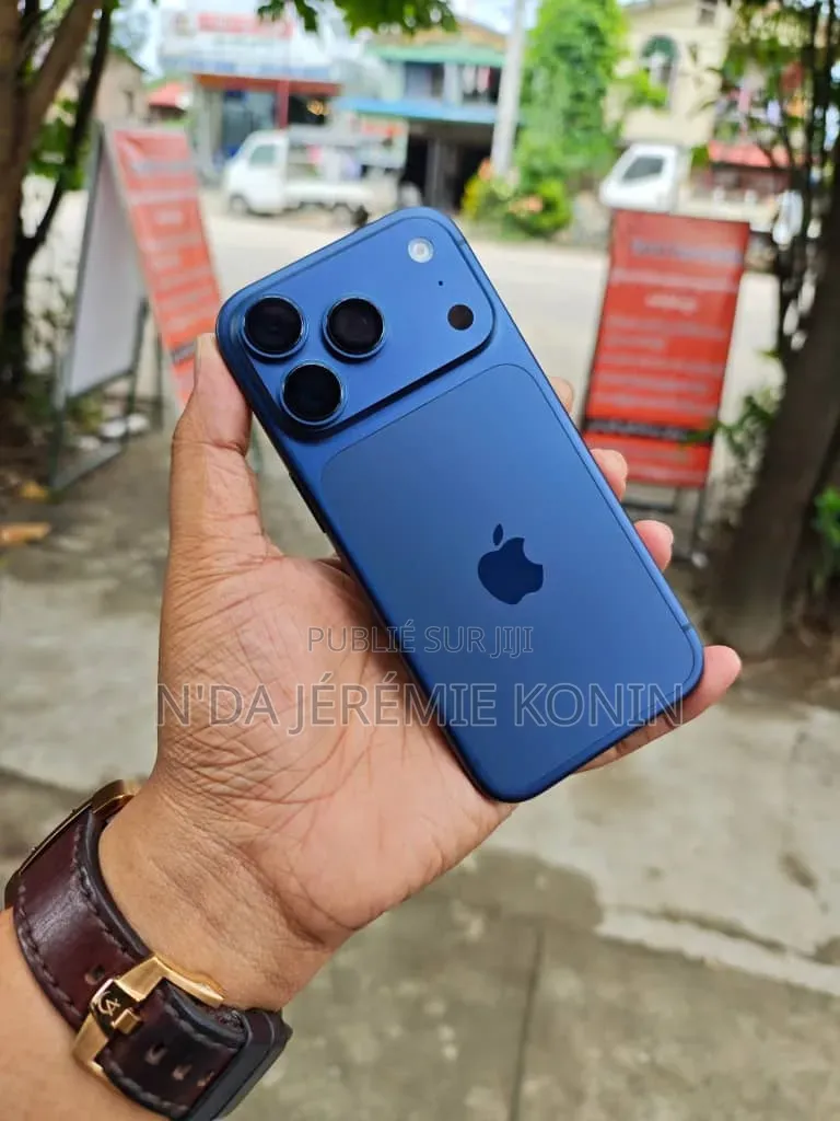 Nouveau Apple iPhone 17 Pro Max 256 GB Noir