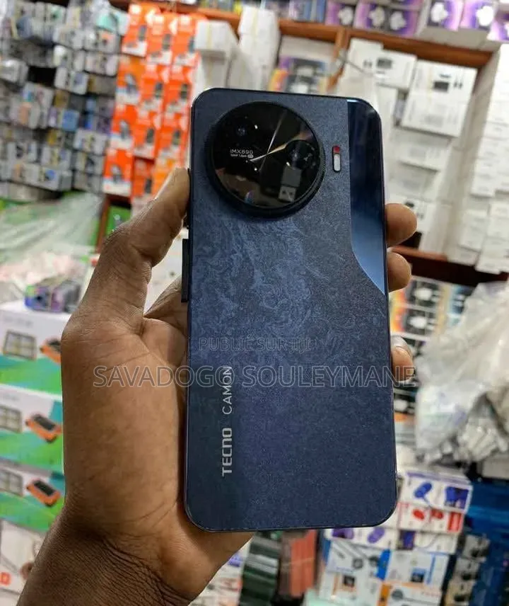 Nouveau Tecno Camon 30 256 GB Noir