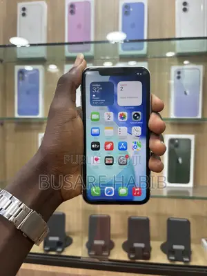 Apple iPhone 11 64 GB Noir