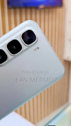 Nouveau Infinix Hot 60 Pro+ 256 GB Blanc